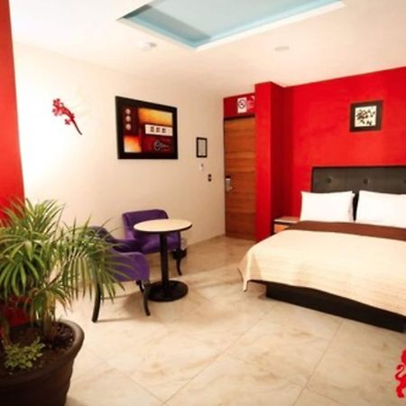 Hotel Leones Puebla Luaran gambar