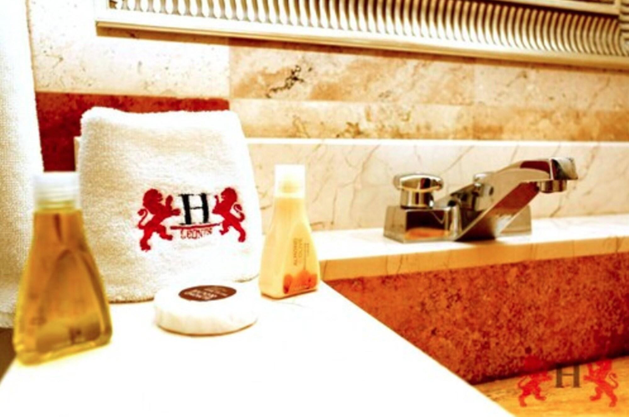 Hotel Leones Puebla Luaran gambar