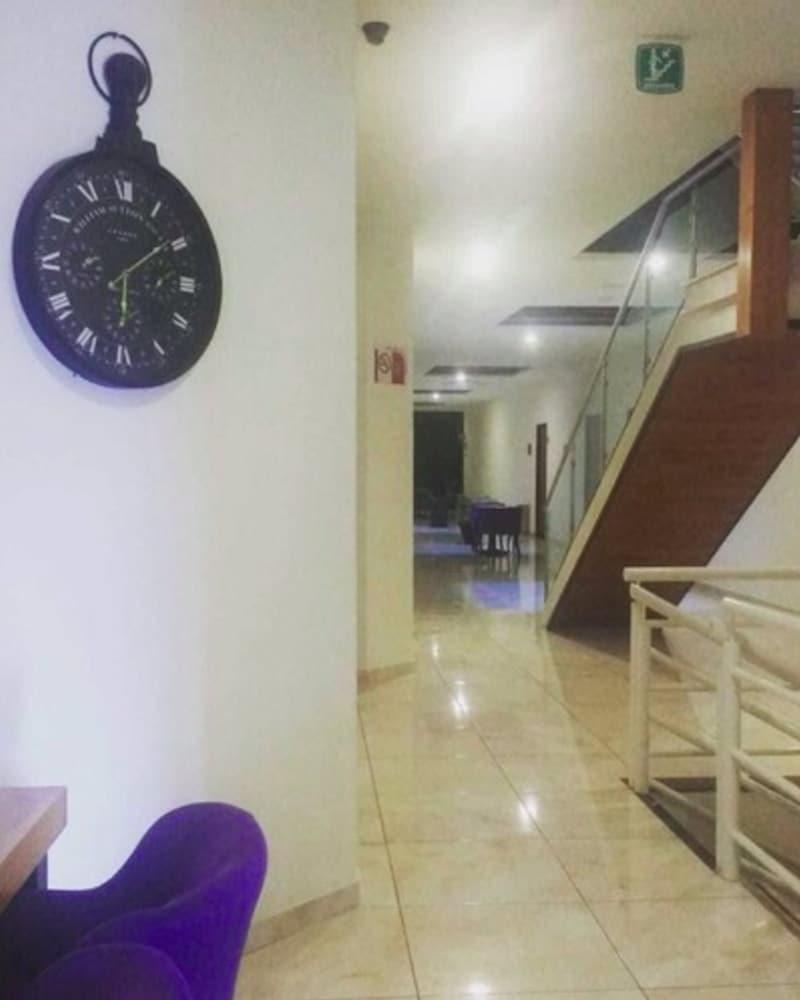 Hotel Leones Puebla Luaran gambar