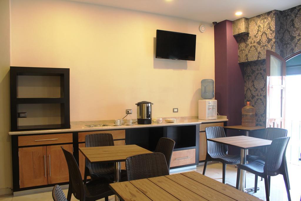 Hotel Leones Puebla Luaran gambar